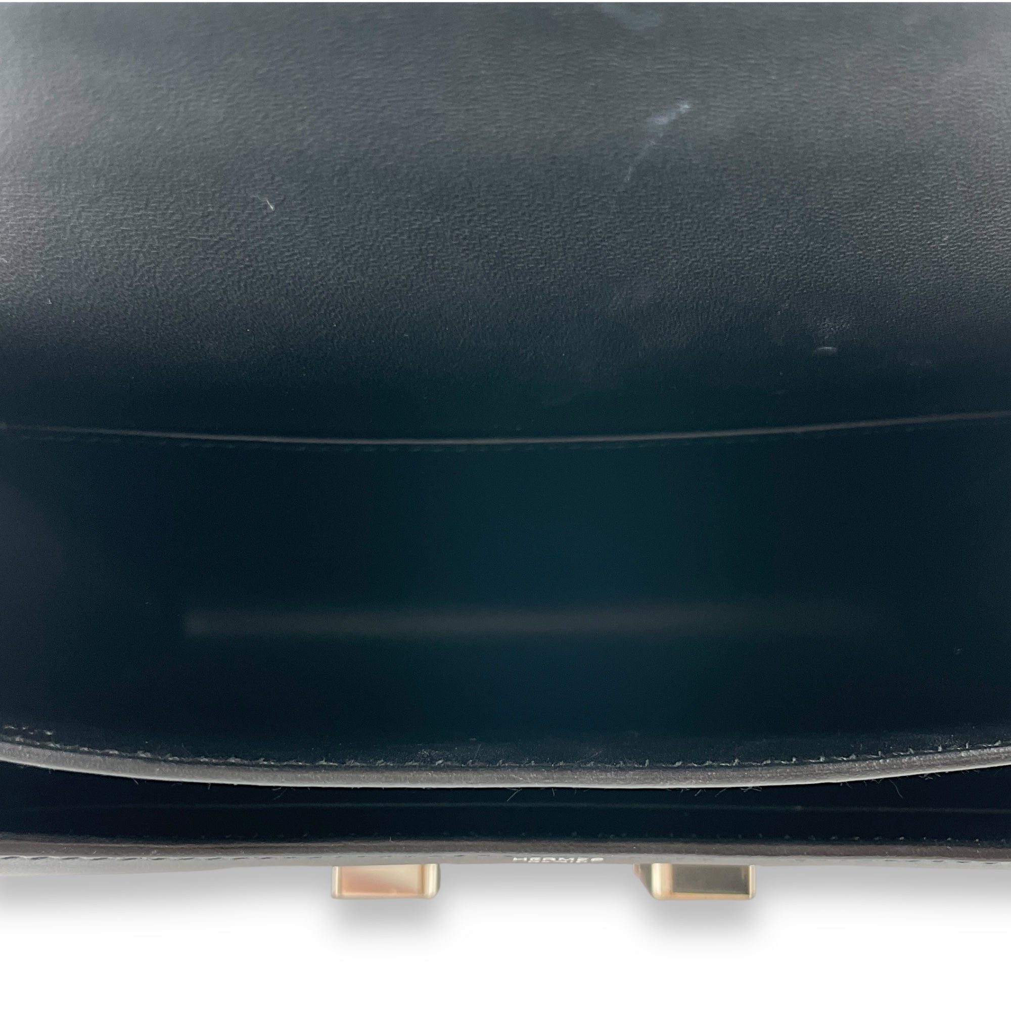 Constance 18 Black in Monsieur, Email Obtique hardware - Image 7