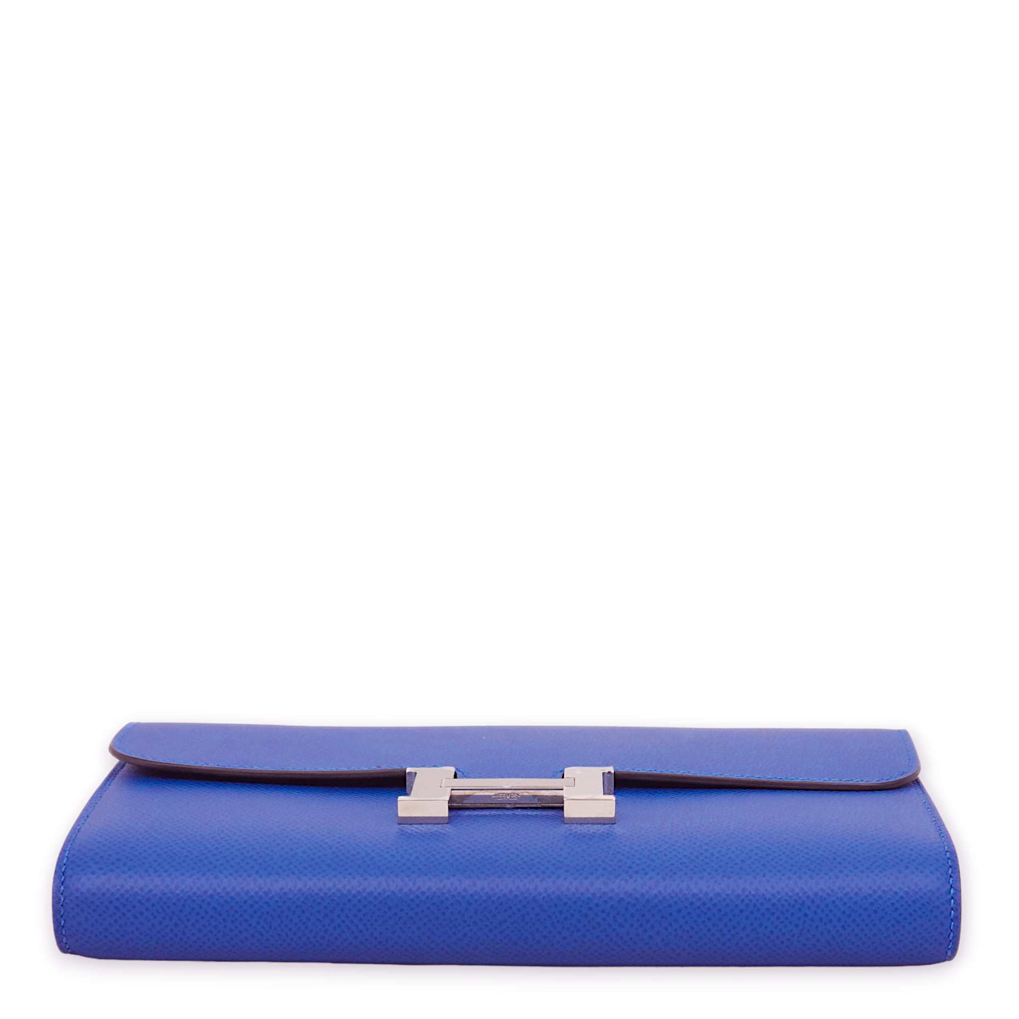 Constance To Go Blue Mykonos Crossbody Bag in Epsom, Palladium hardware - Image 6