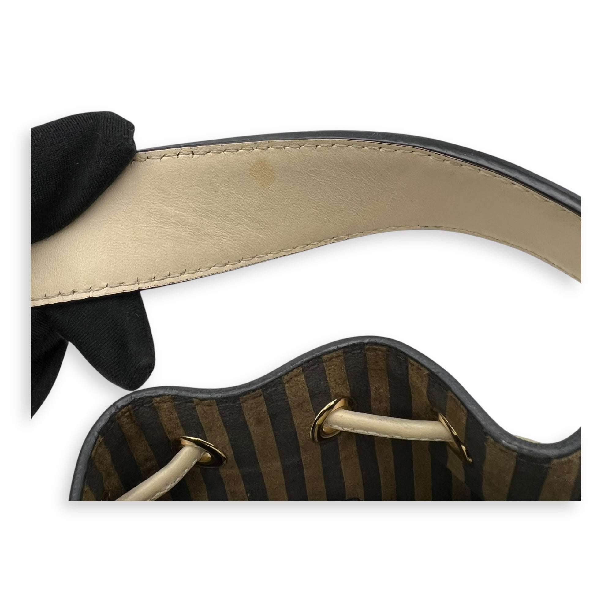 Mon Tresor Top Handle Bag Mini White in Calfskin, Gold hardware - Image 7