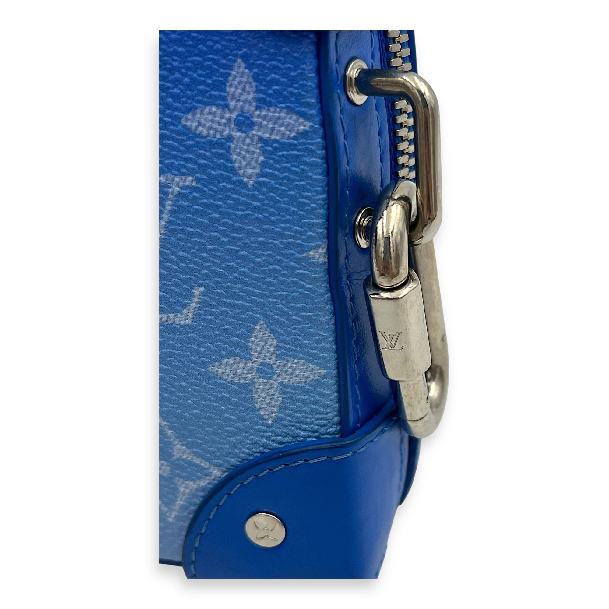 Clouds Soft Trunk Wallet Crossbody Bag Blue in Coated Canvas, Silver hardware - Image 7