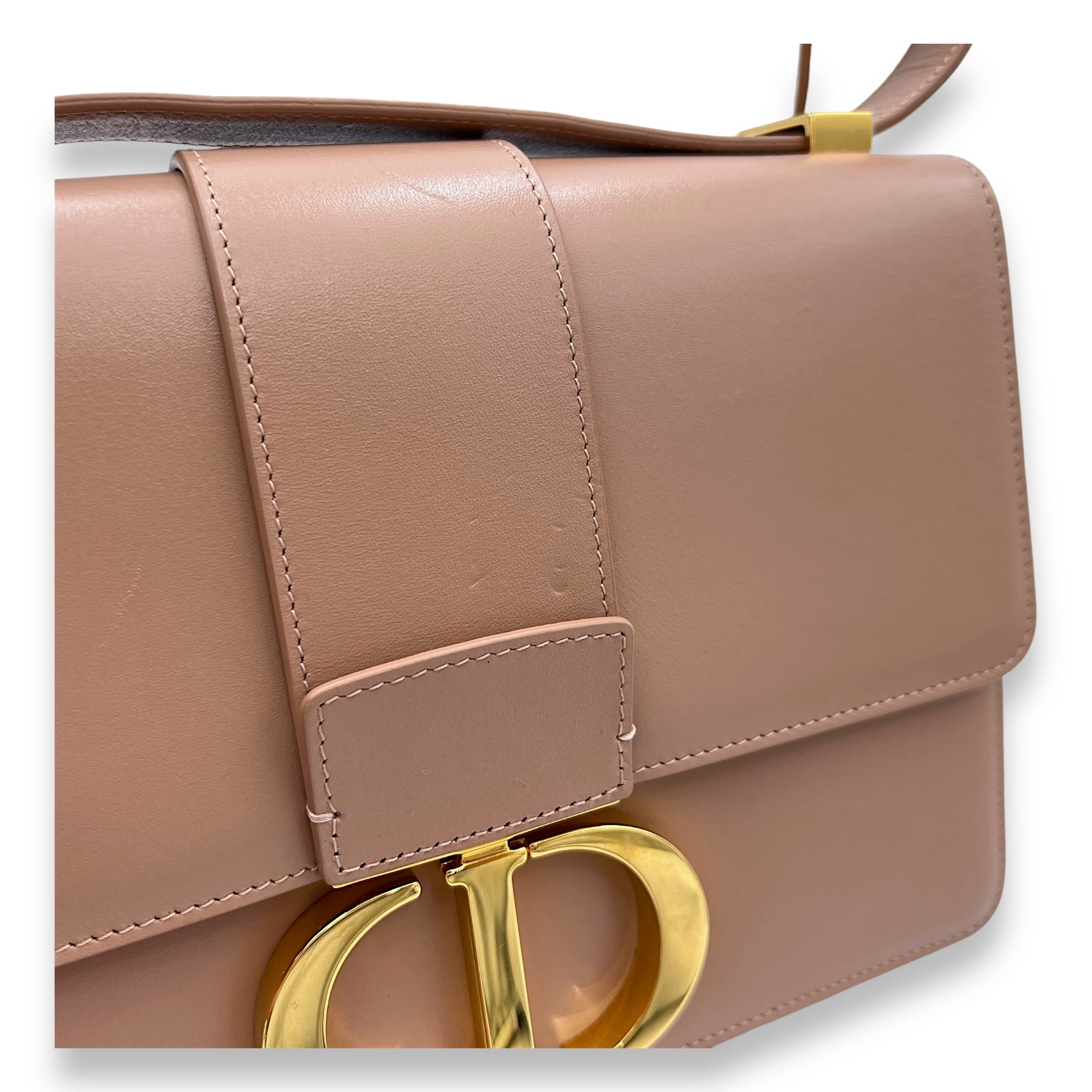 Montaigne 30 Shoulder bag in Calfskin, Gold Hardware - Image 8