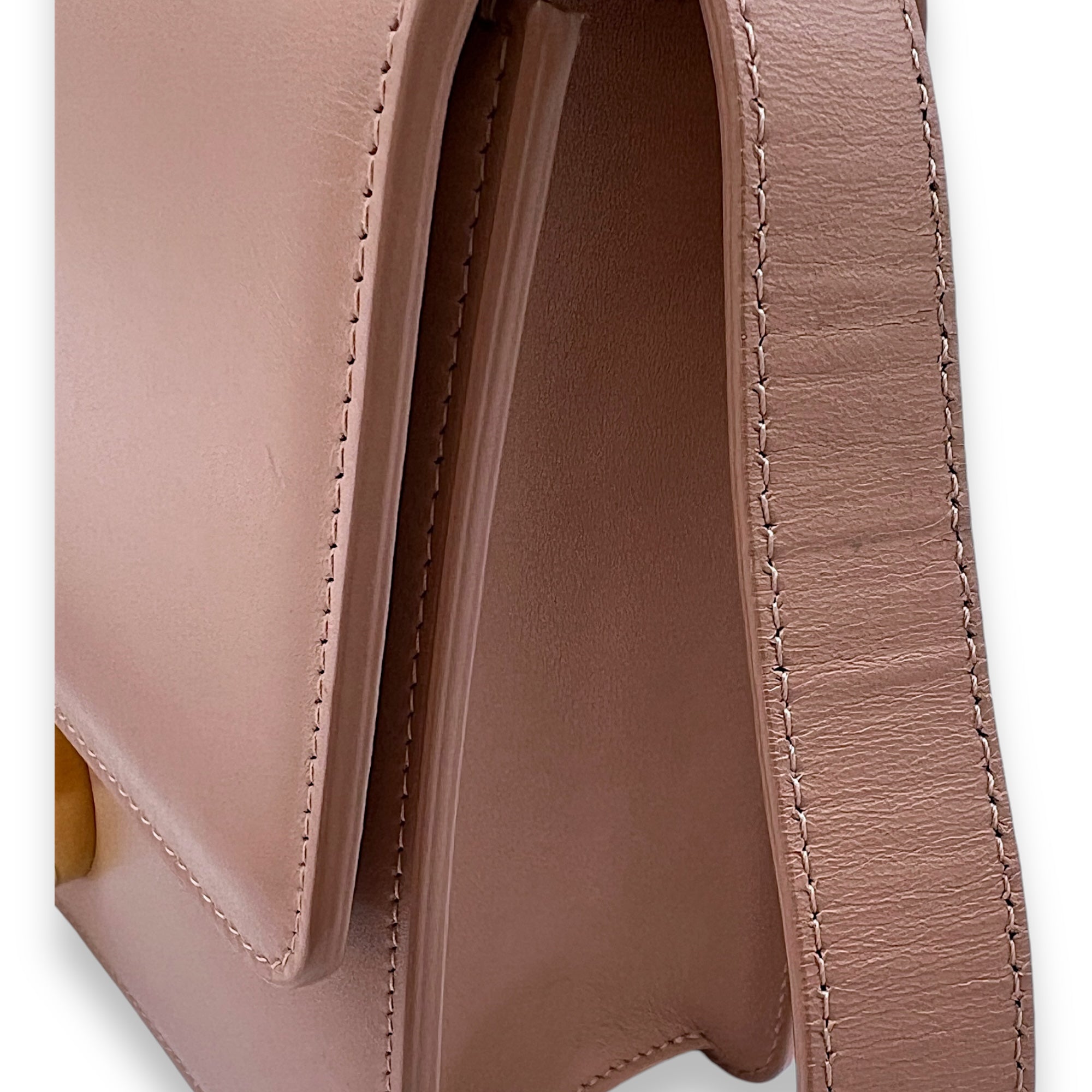 Montaigne 30 Shoulder bag in Calfskin, Gold Hardware - Image 11