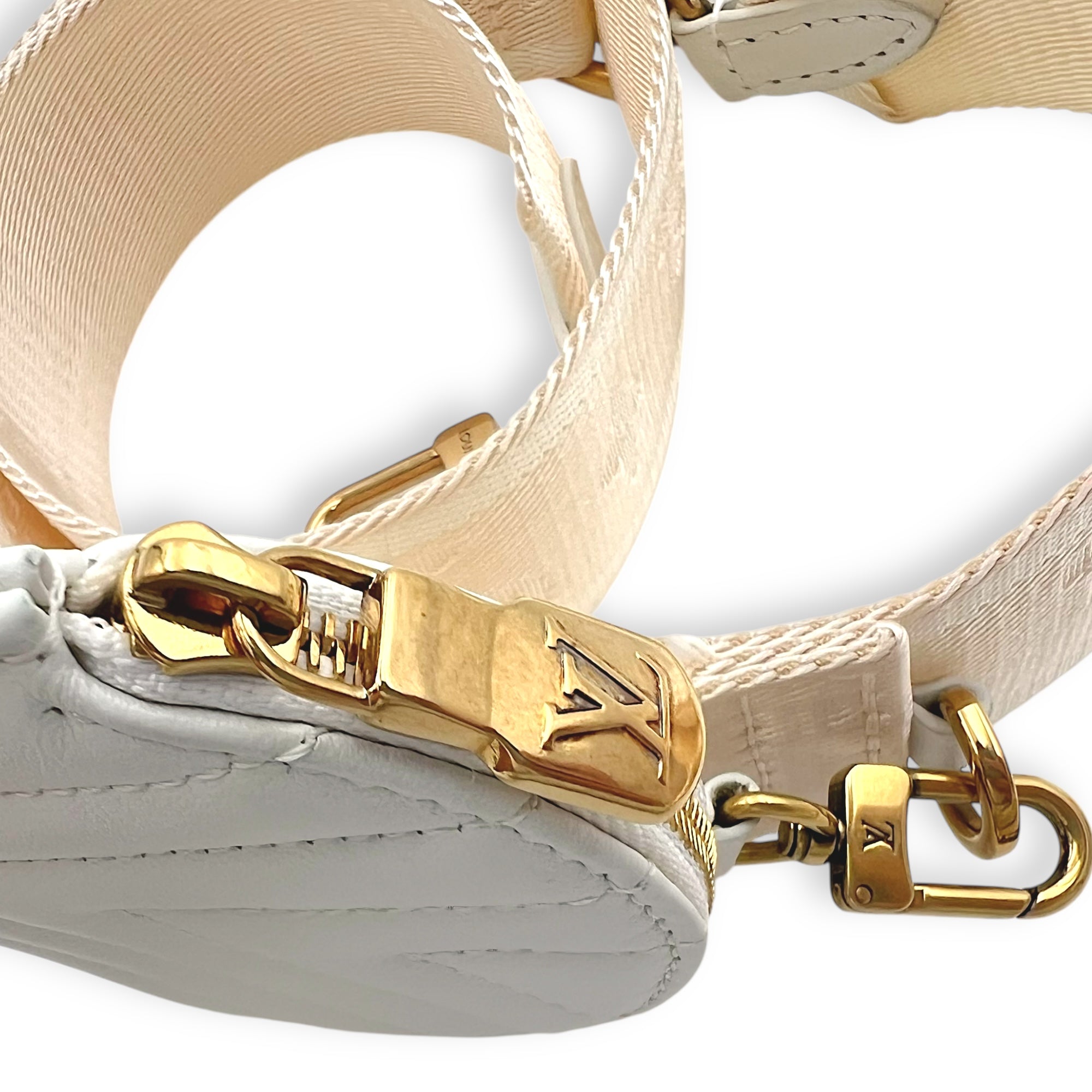 New Wave Crossbody Bag White in Calfskin, Gold hardware - Image 16