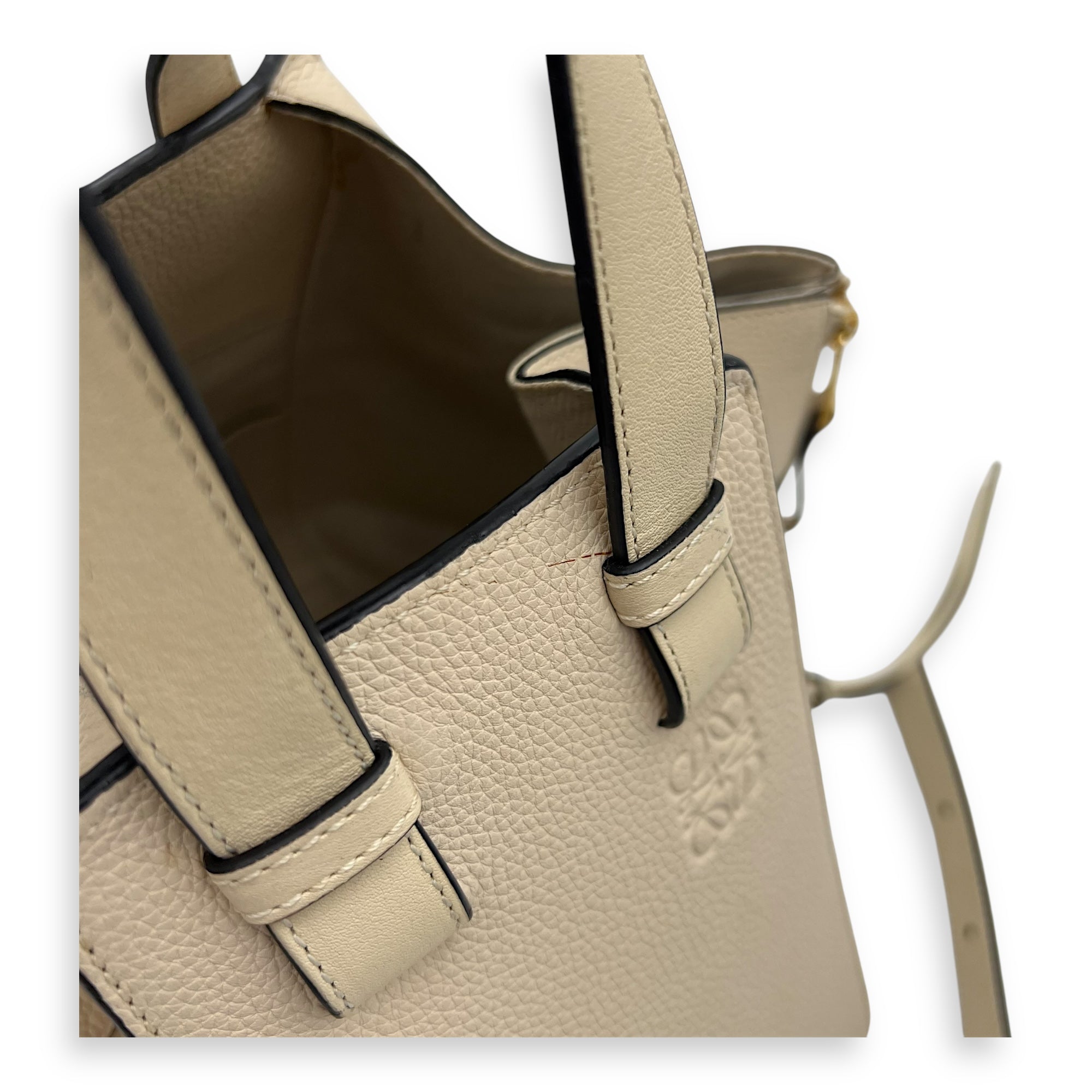 Hammock Small Beige Shoulder Bag in Calfskin, Gold hardware - Image 12