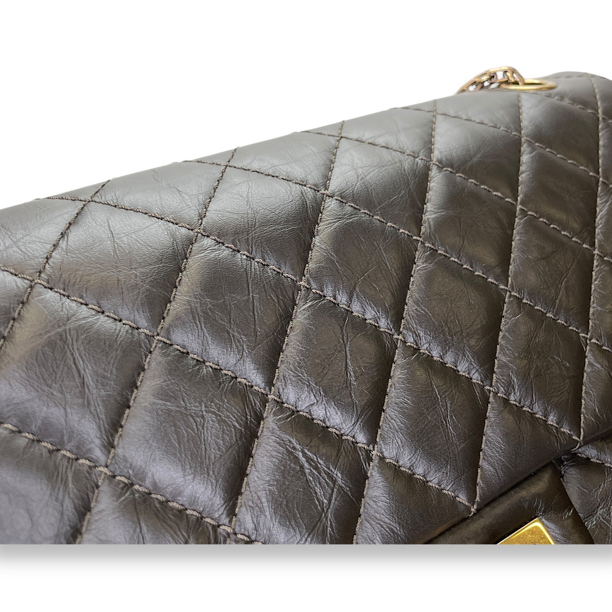 2.55 Brown Shoulder Bag in Calfskin, Gold hardware - Image 7