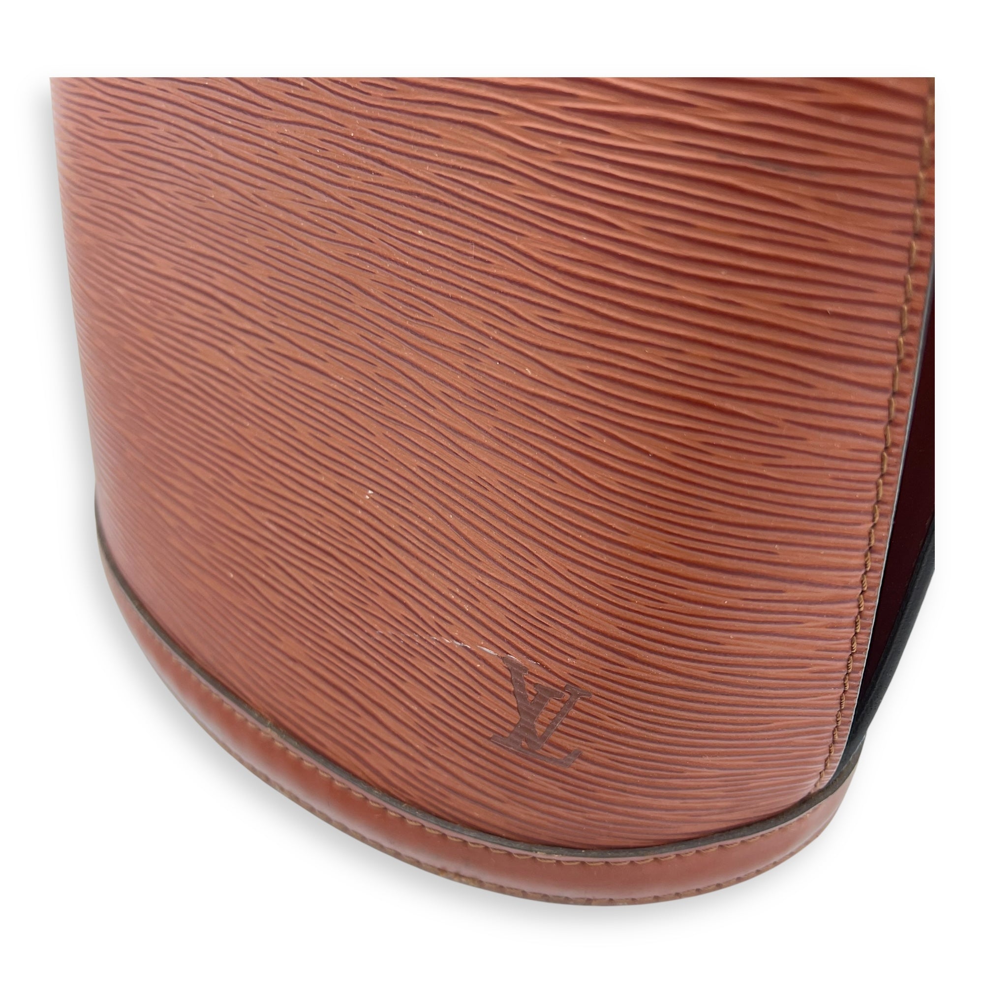 Cluny Shoulder Bag Brown in Epi Leather, Gold hardware - Image 8